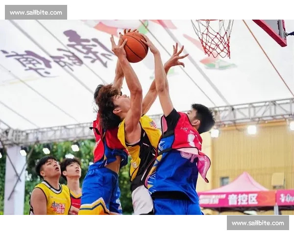 精彩篮球赛事全程回放 经典瞬间不容错过 震撼球场对决尽收眼底 - 副本 - 副本